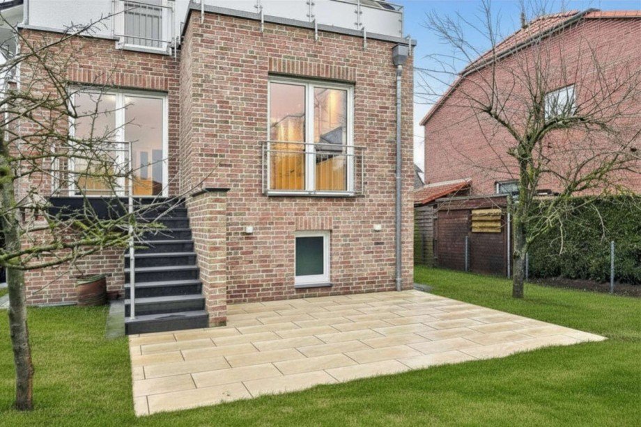 EFH - Gro�zu Terrasse Mehrfamilienhaus Wunstorf