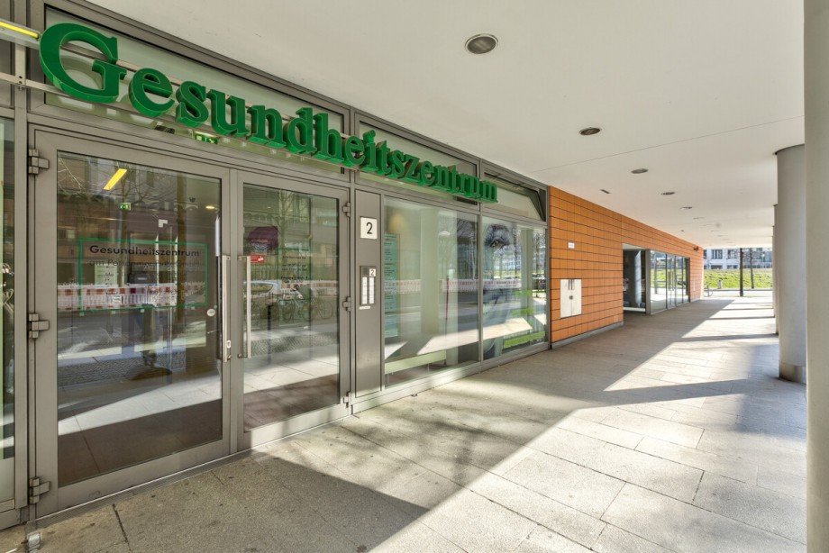�rztezentrum direkt im Haus Etagenwohnung Berlin