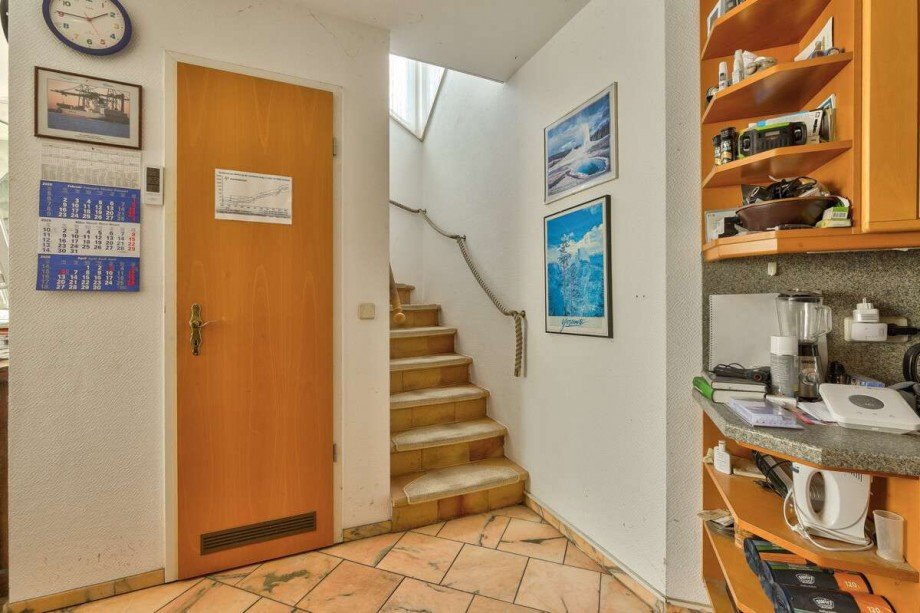 Treppenaufgang zum Dachgeschoss Maisonettewohnung Berlin