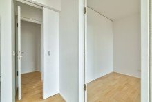 Flur mit Zugang zu Bad und Abstellraum POTSDAMER PLATZ: Bezugsfreie 2-Zimmer-Eigentumswohnung in Toplage