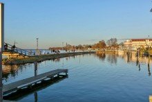 Uferpromenade - Freizeit und Erholung Gefragte Lage nahe dem Steinhuder Meer - attraktives Wohn- und Gesch�ftshaus �ber 6,7 % Rendite