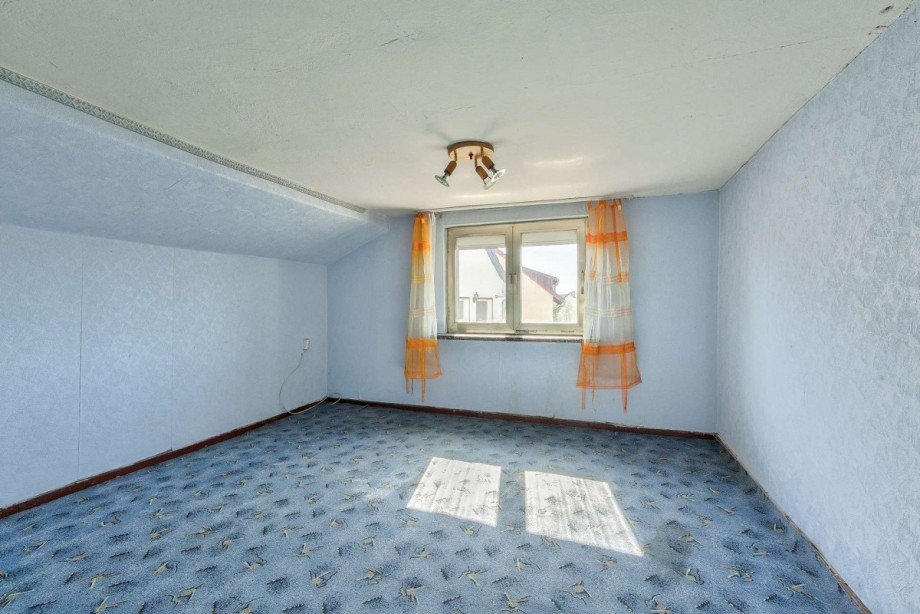 Schlafzimmer 2 mit Dachgeschoss Einfamilienhaus Ziltendorf
