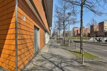 Fahrradraum mit Zugang von der Stra�e POTSDAMER PLATZ: Bezugsfreie 2-Zimmer-Eigentumswohnung in Toplage