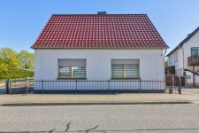 Hauptbild Einfamilienhaus | 155 m� Wfl. | 6 Zimmer | 785 m� Grundst�ck | nahe Frankfurt (Oder)