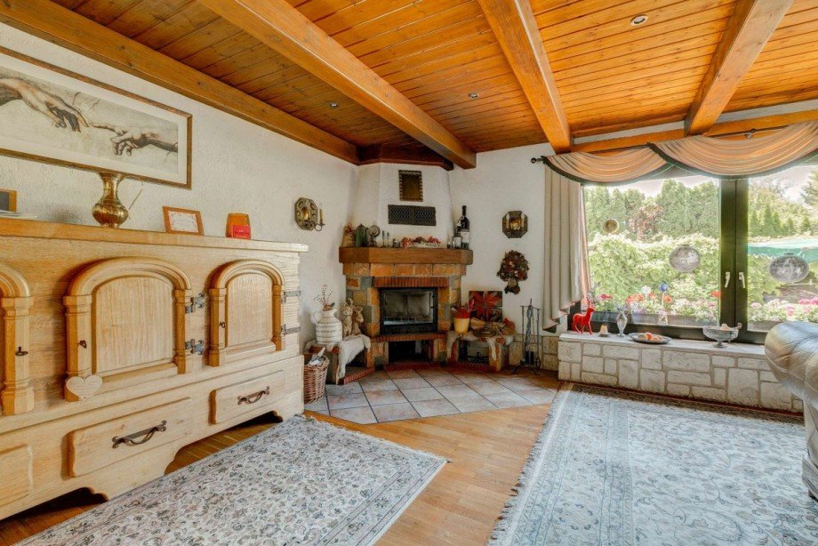 Wohnzimmer mit Kamin Einfamilienhaus Bad Belzig