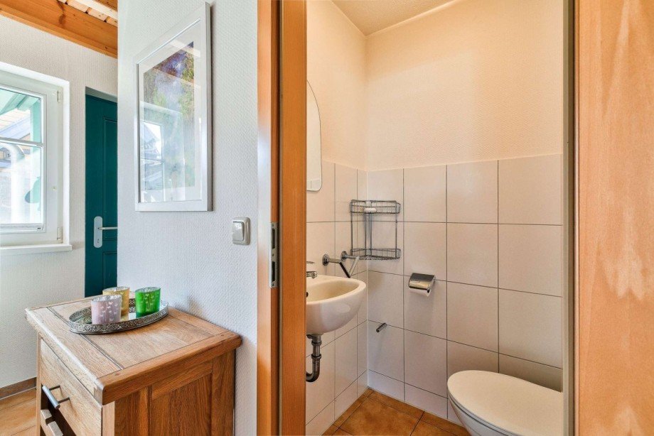 G�ste-WC im Erdgeschoss Haus Rheinsberg