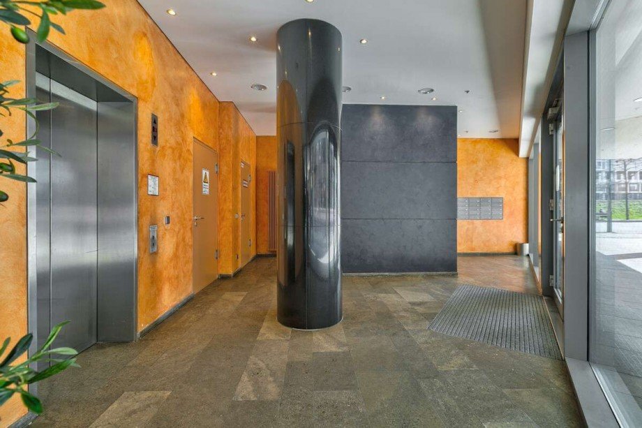 Hauseingang Etagenwohnung Berlin