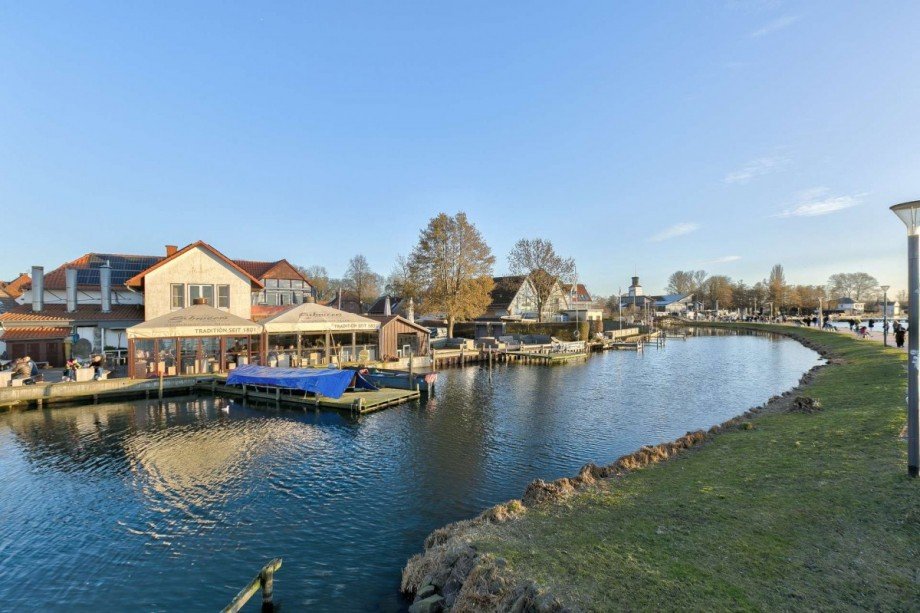 Hafen Steinhude - maritimes Umfeld Wohn- / Gesch�ftshaus Steinhude