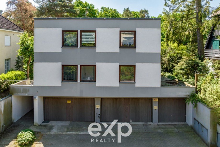 Haus Vorderansicht Etagenwohnung Berlin / Frohnau