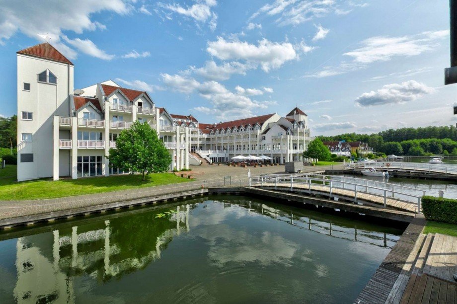 Hotel mit Schwimmbad _ Spa Reihenmittelhaus Rheinsberg