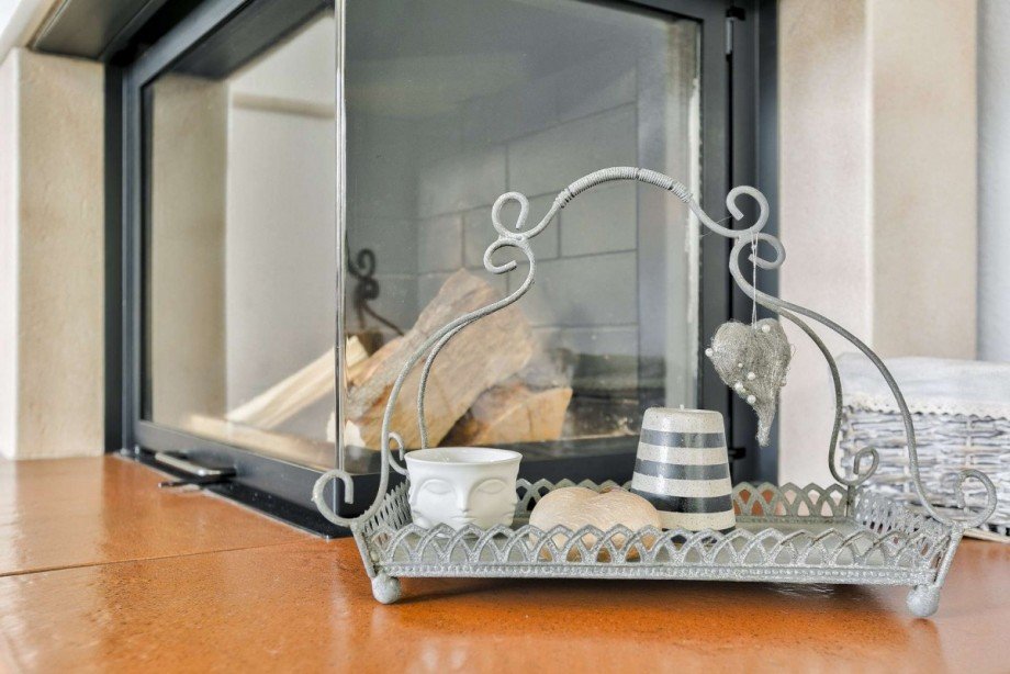 Kamin mit dekorativen Details Einfamilienhaus Bernau bei Berlin