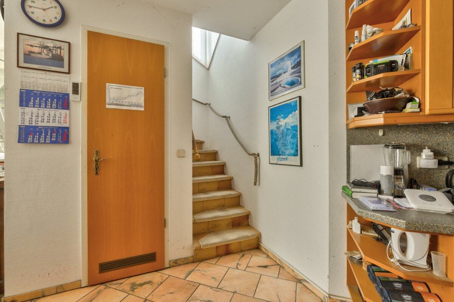 Treppenaufgang zum Dachgeschoss Maisonettewohnung Berlin