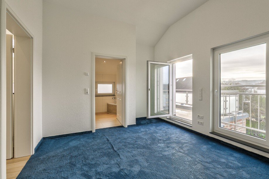 DG, Zimmer 1 mit Balkon Einfamilienhaus Wunstorf