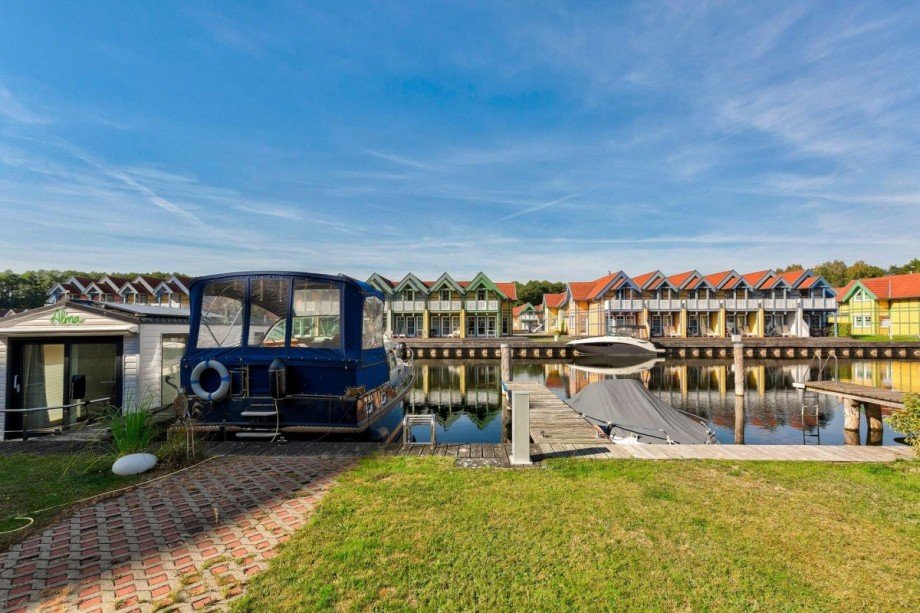 Eigener Bootsliegeplatz direkt vor dem Haus Haus Rheinsberg